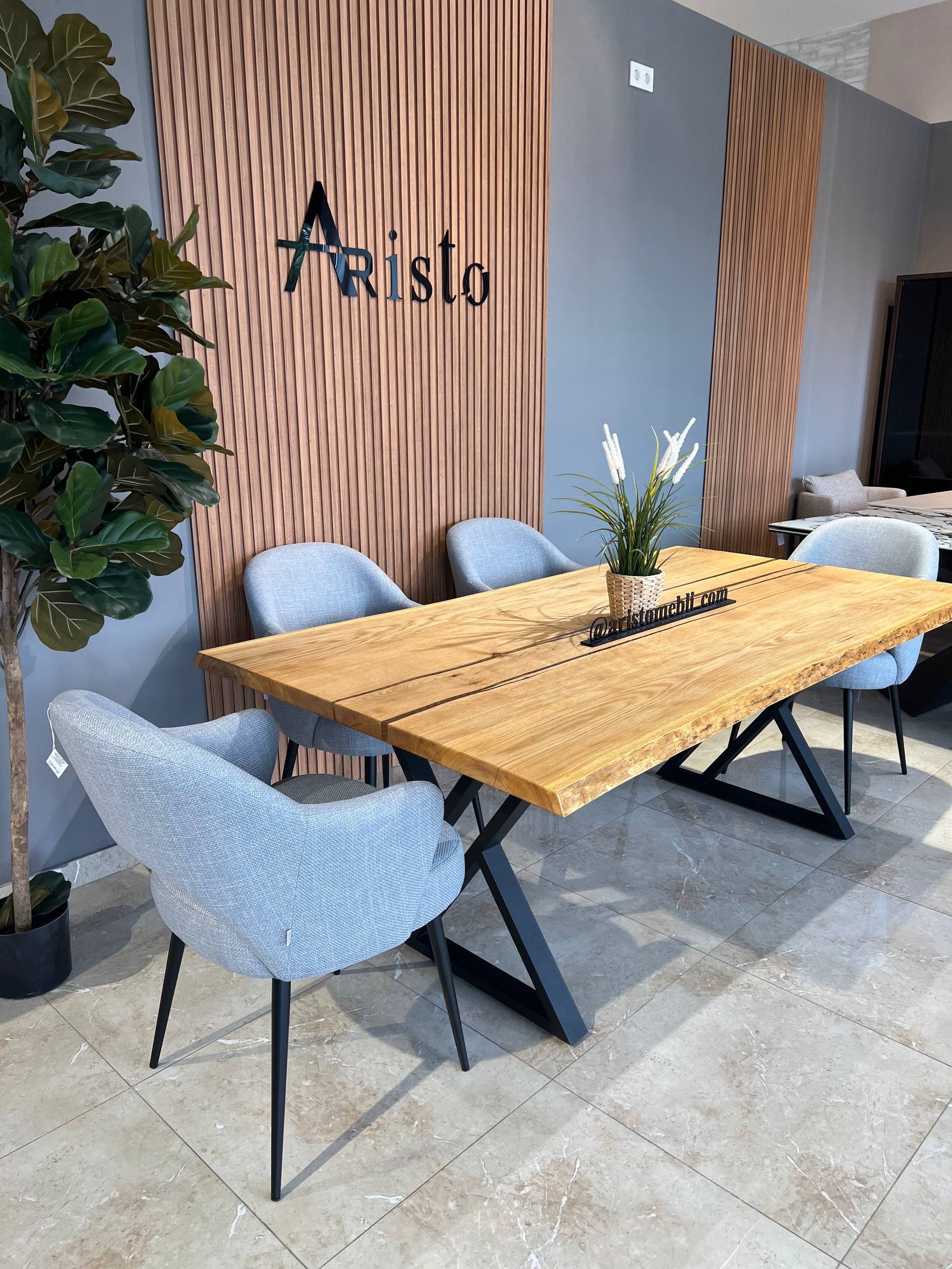 Стіл з масиву дубу з епоксидною смолою Parigi - Aristomebli
