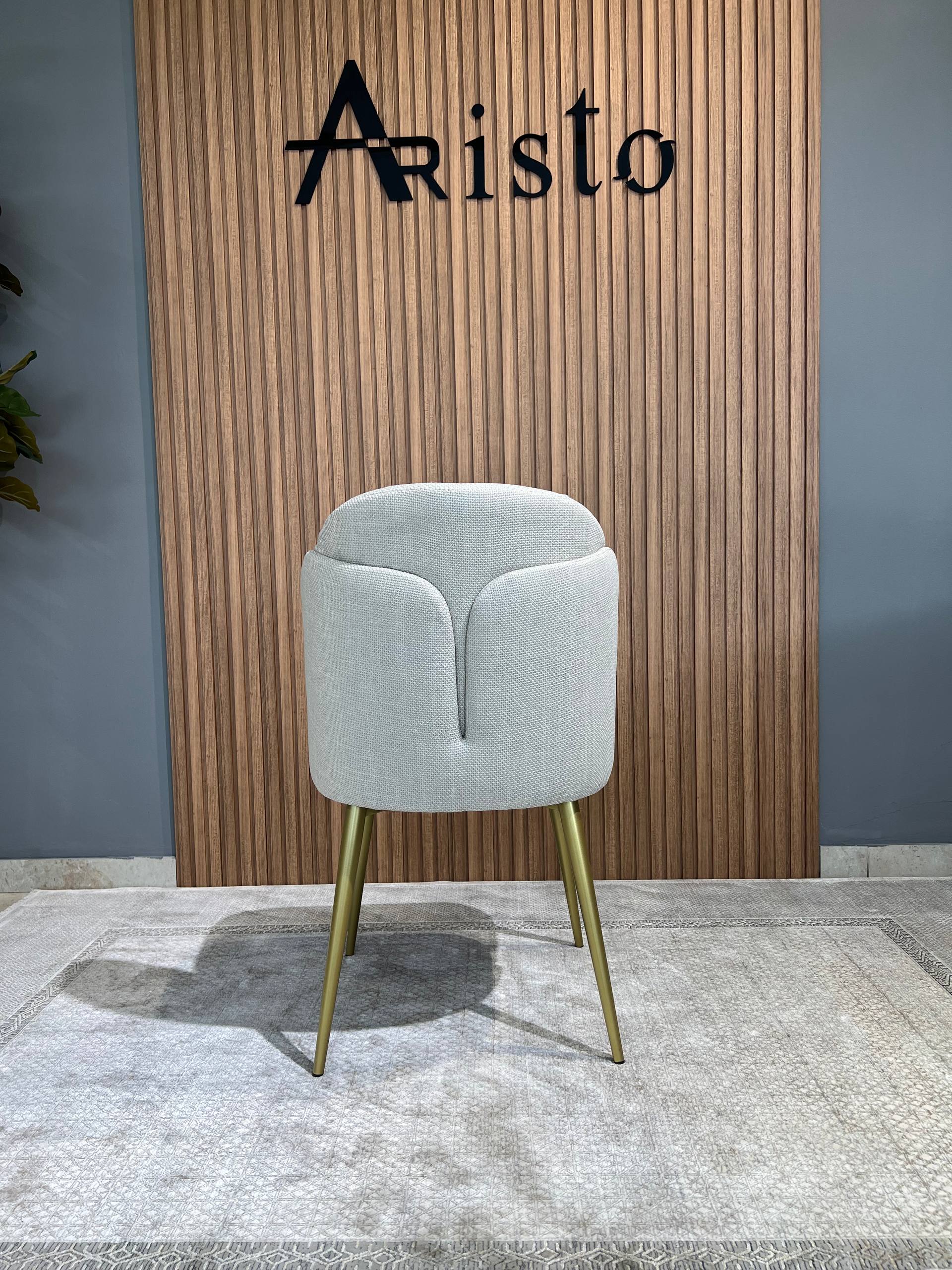 Стілець Blanco на золотій опорі - Aristomebli